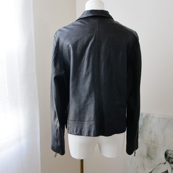 Isaac Mizrahi women's Black leather zip jacket size L - Picture 2 of 5